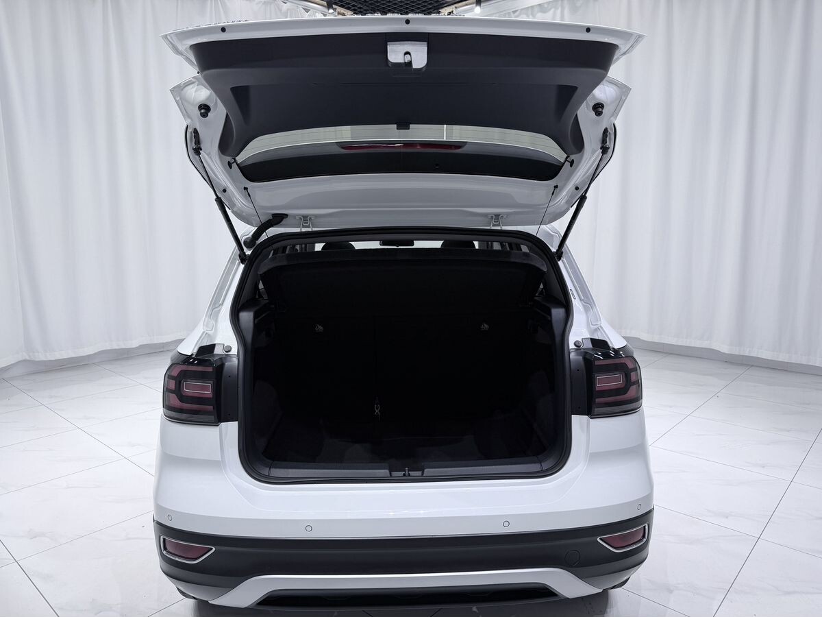 Volkswagen Tacqua 2021 - фото автомобиля