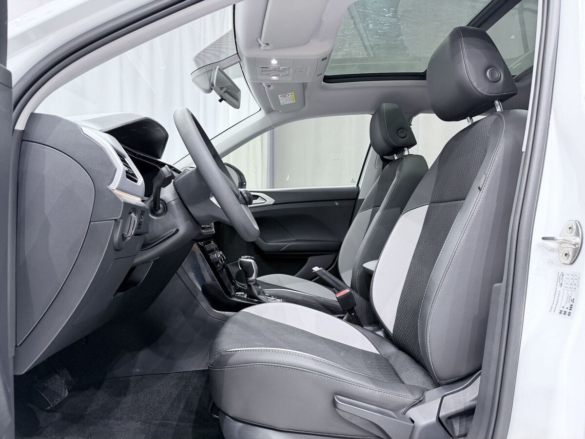 Volkswagen Tacqua 2021 - фото автомобиля
