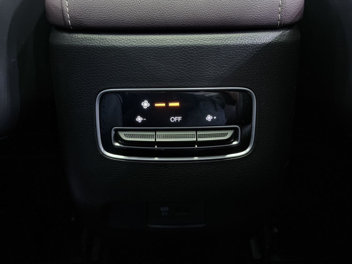 GAC Trumpchi M6 Pro 2022 - фото автомобиля