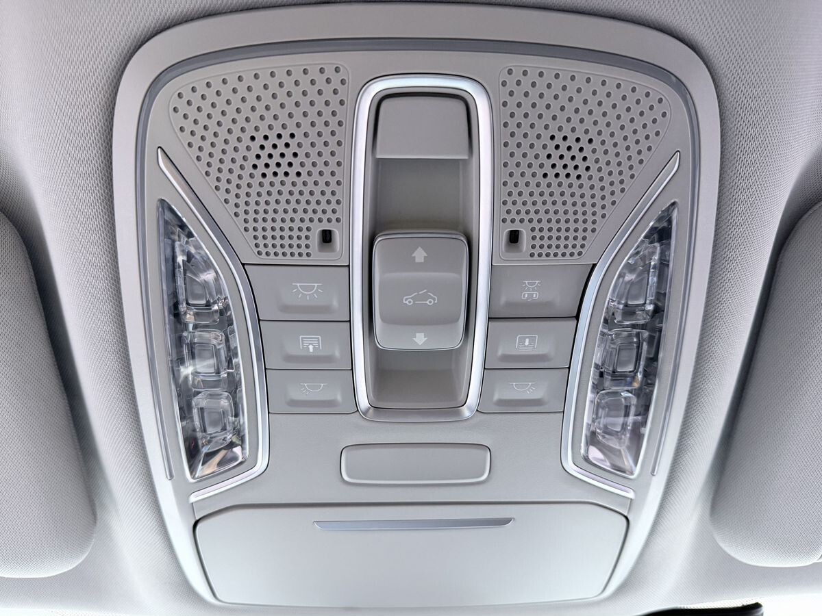 GAC Trumpchi M6 Pro 2022 - фото автомобиля