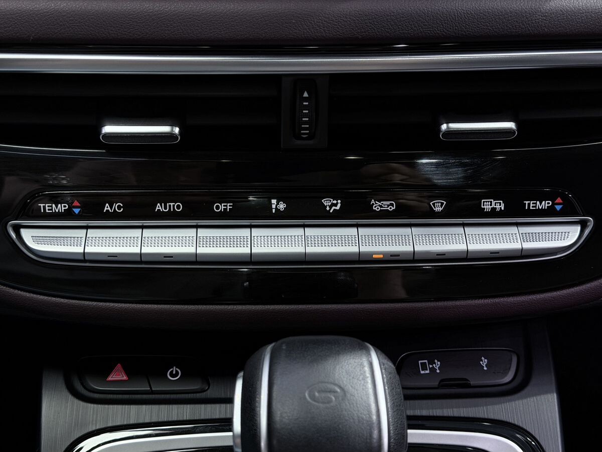 GAC Trumpchi M6 Pro 2022 - фото автомобиля