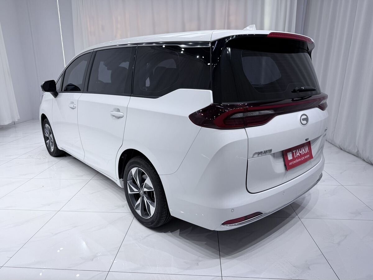 GAC Trumpchi M6 Pro 2022 - фото автомобиля