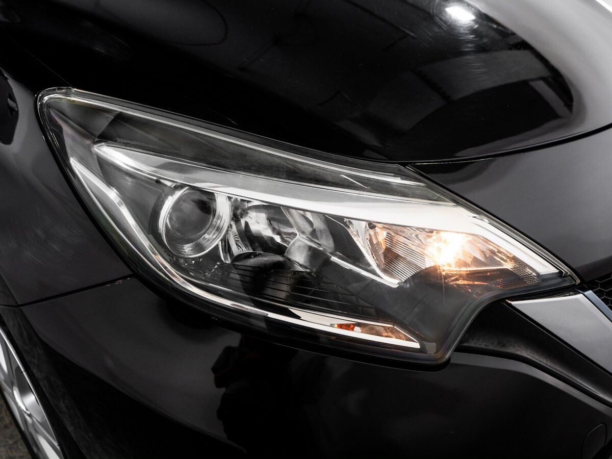 Nissan Note 2017 - фото автомобиля