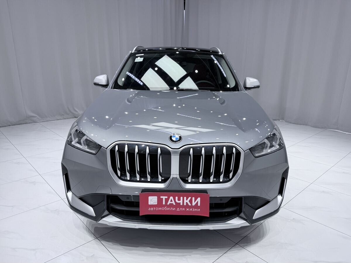 BMW X1 2023 - фото автомобиля