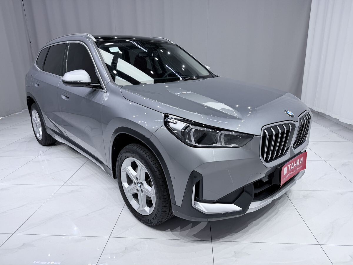 BMW X1 2023 - фото автомобиля