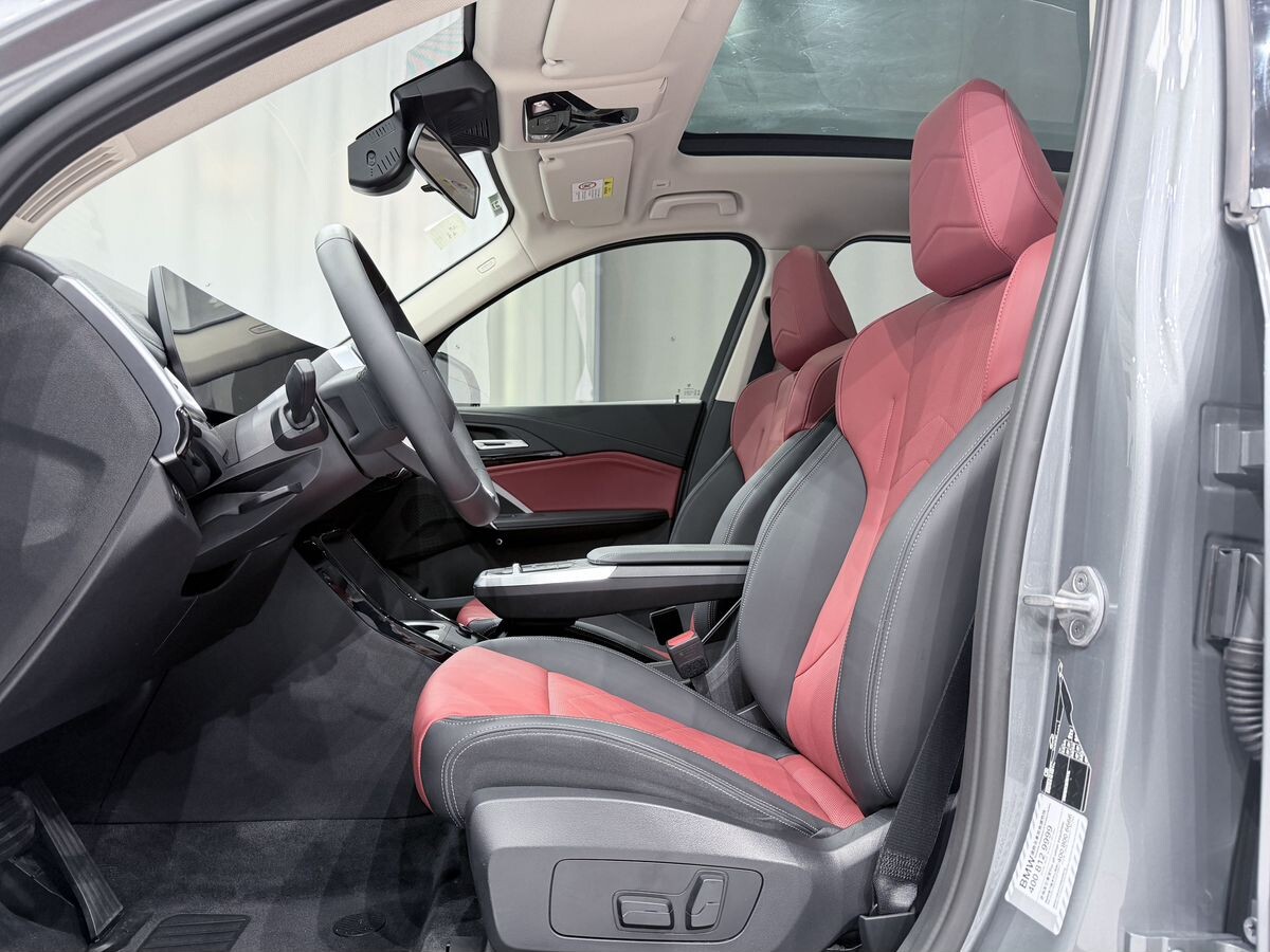 BMW X1 2023 - фото автомобиля