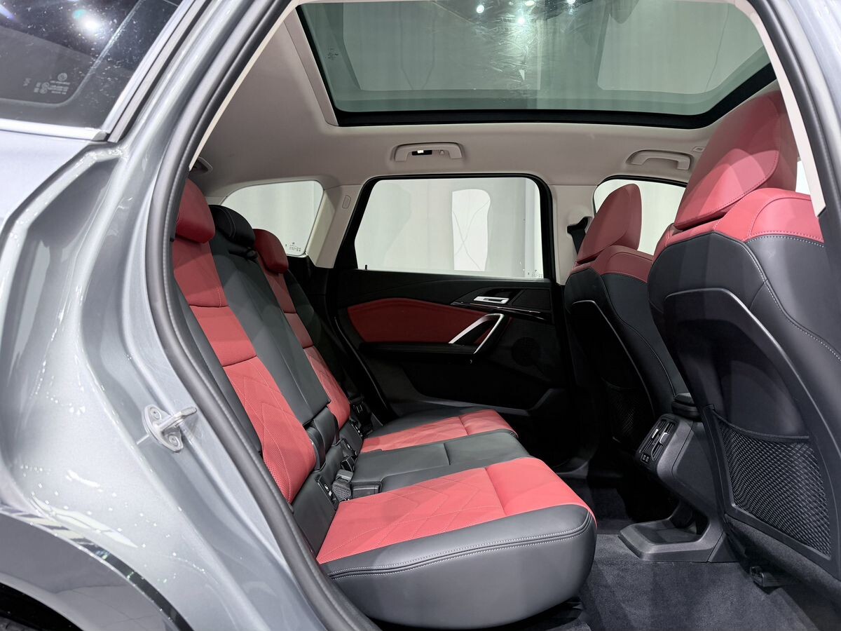 BMW X1 2023 - фото автомобиля