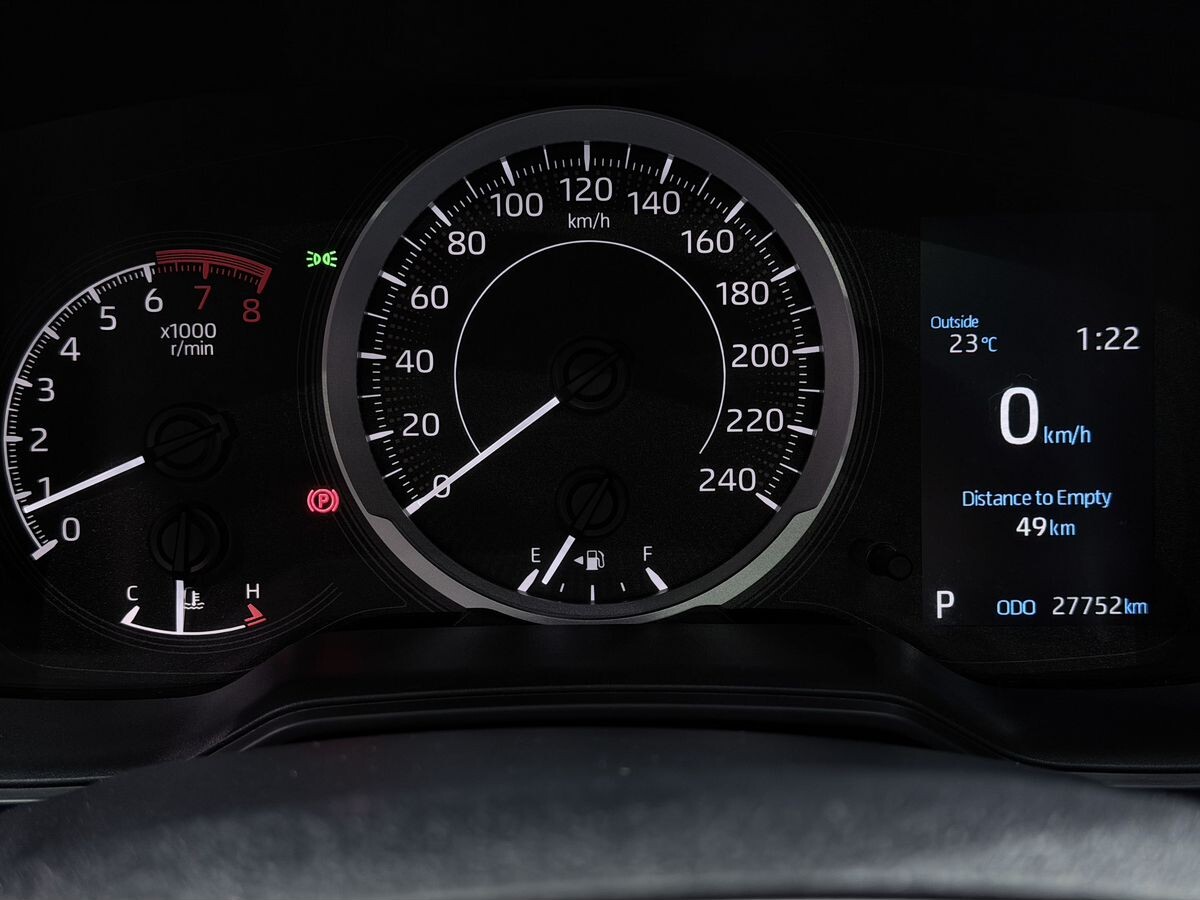 Toyota Corolla 2022 - фото автомобиля