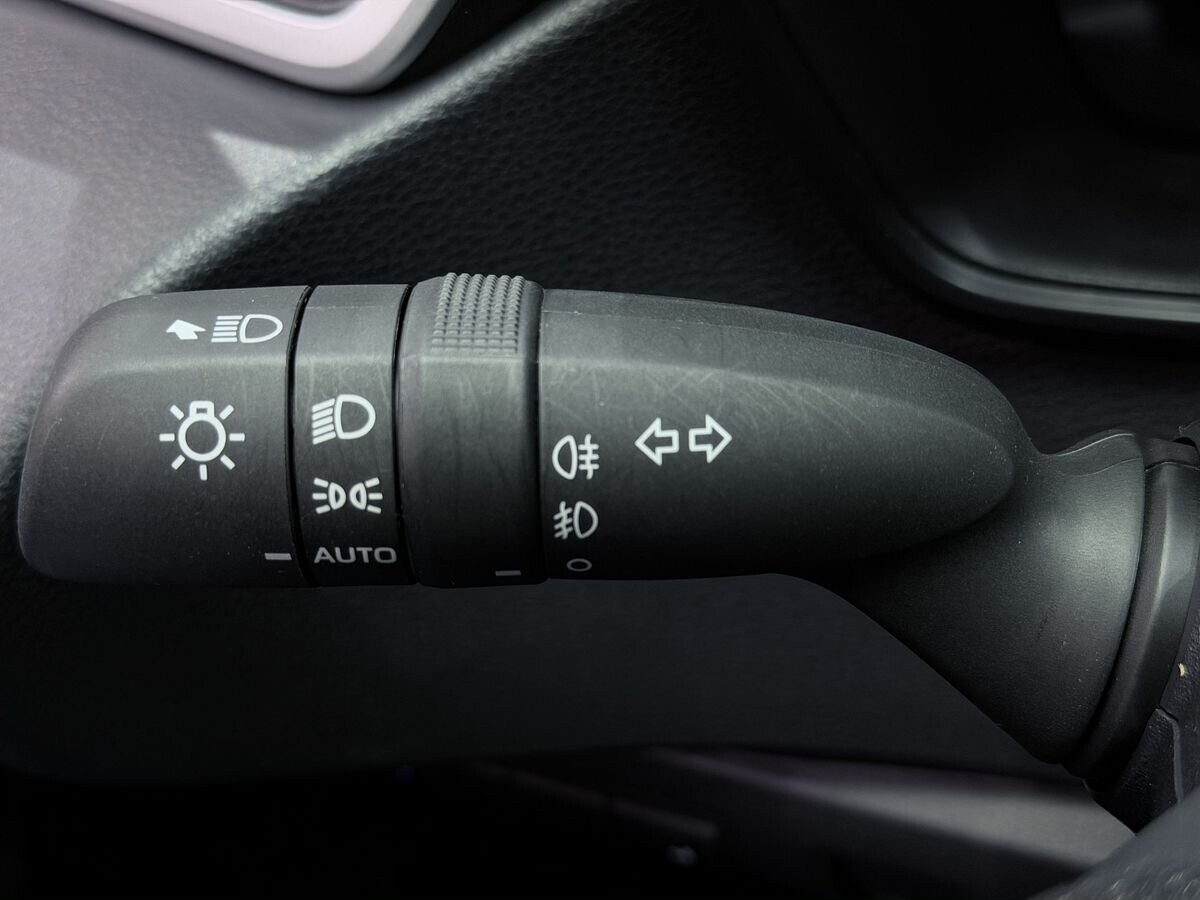 Toyota Corolla 2022 - фото автомобиля