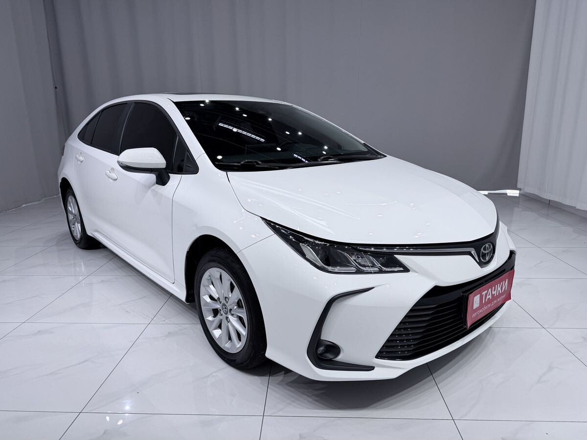 Toyota Corolla 2022 - фото автомобиля