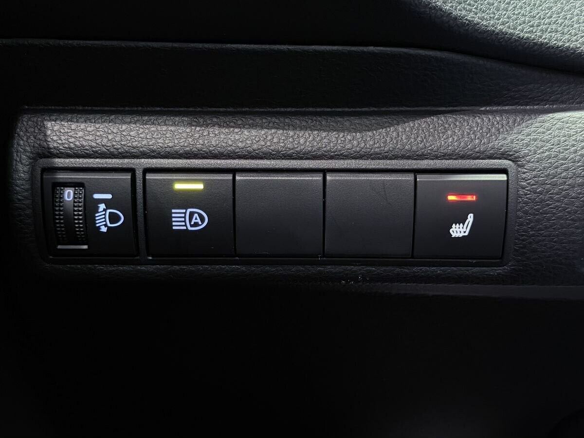 Toyota Corolla 2022 - фото автомобиля