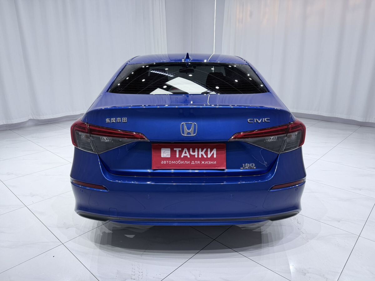 Honda Civic 2021 - фото автомобиля