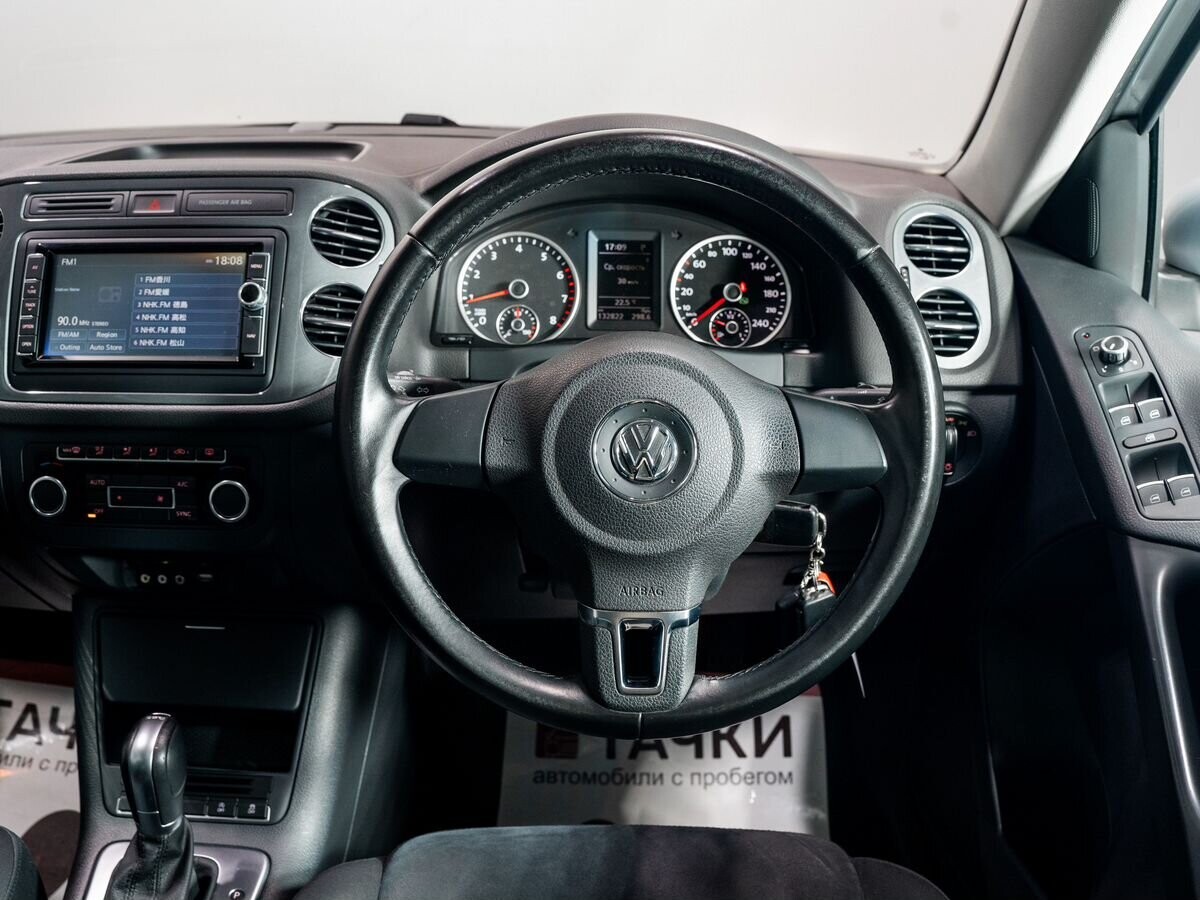 Volkswagen Tiguan 2014 - фото автомобиля