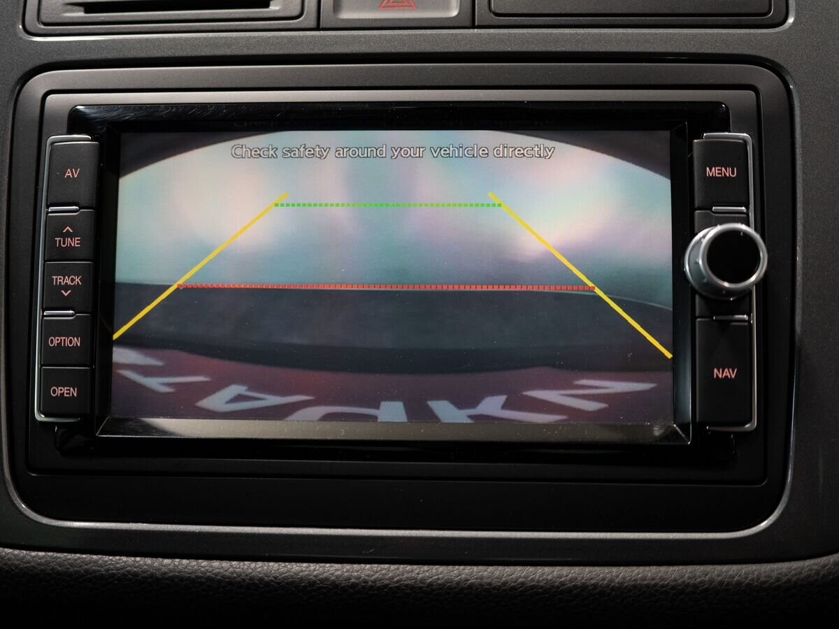 Volkswagen Tiguan 2014 - фото автомобиля