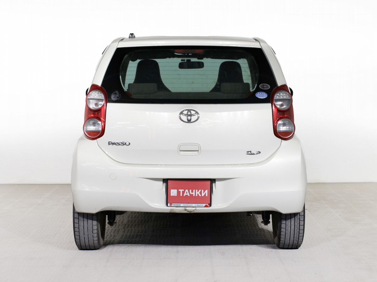Toyota Passo 2011 - фото автомобиля