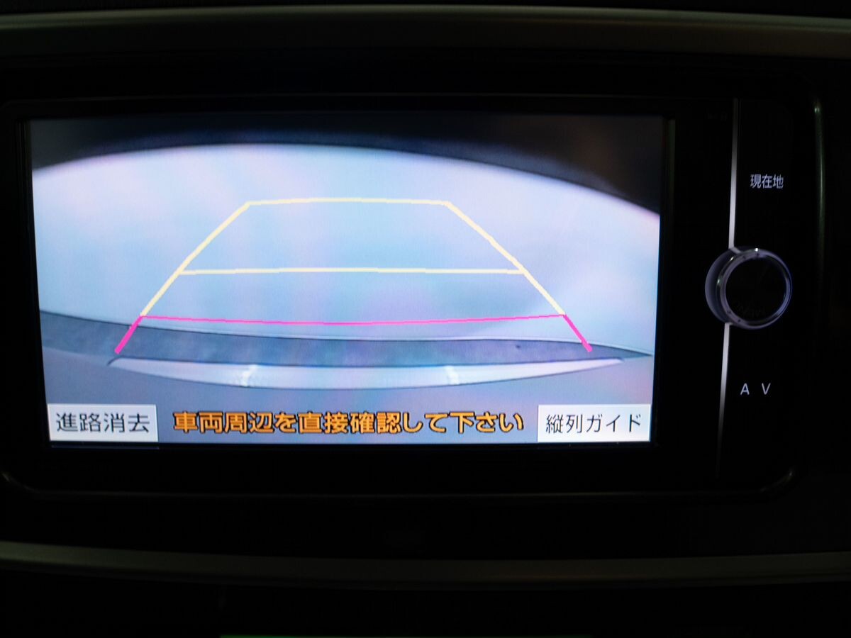Toyota Auris 2013 - фото автомобиля