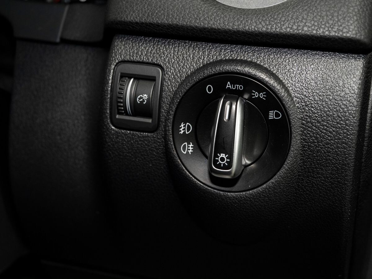 Volkswagen Tiguan 2014 - фото автомобиля