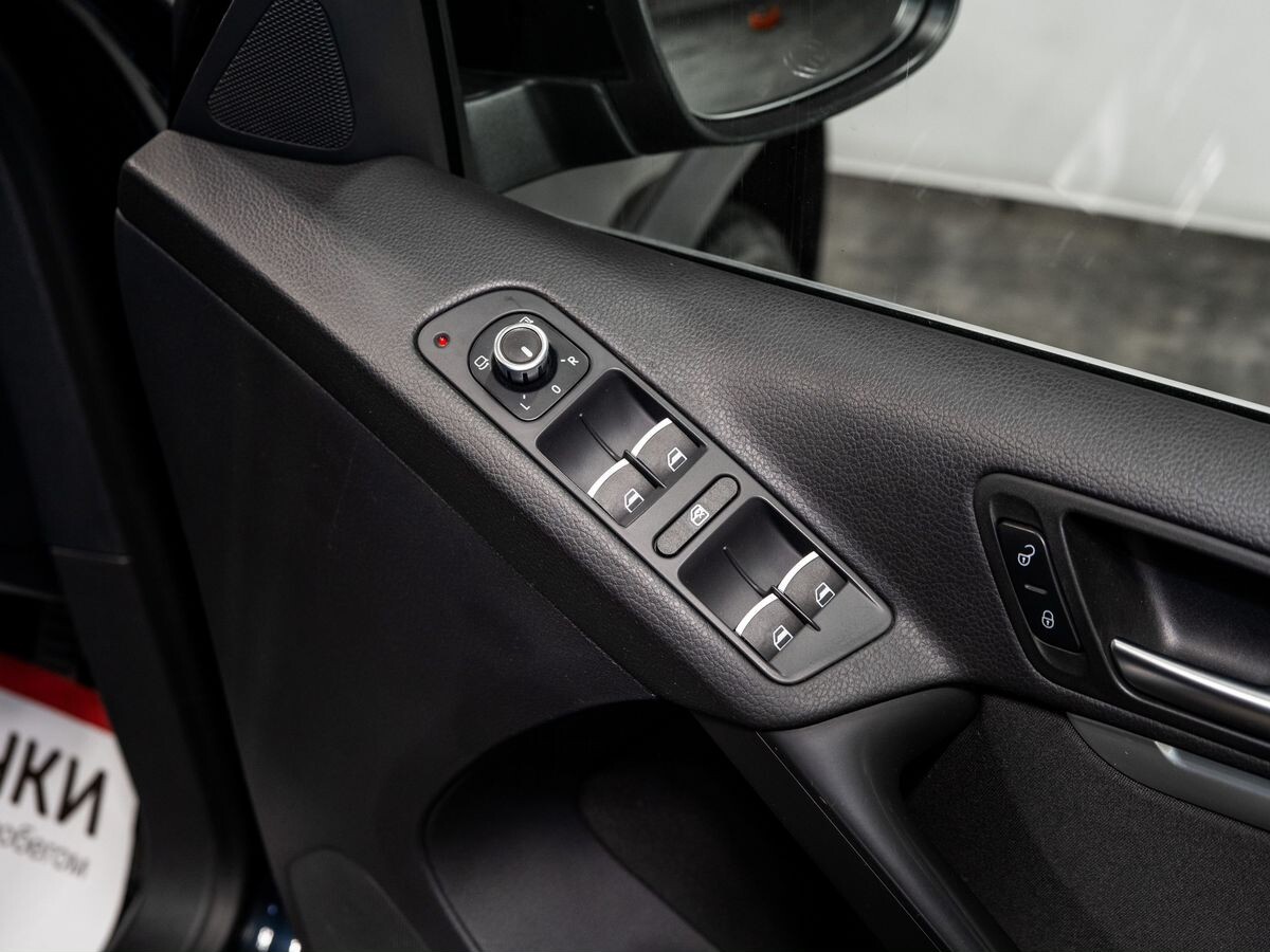 Volkswagen Tiguan 2014 - фото автомобиля