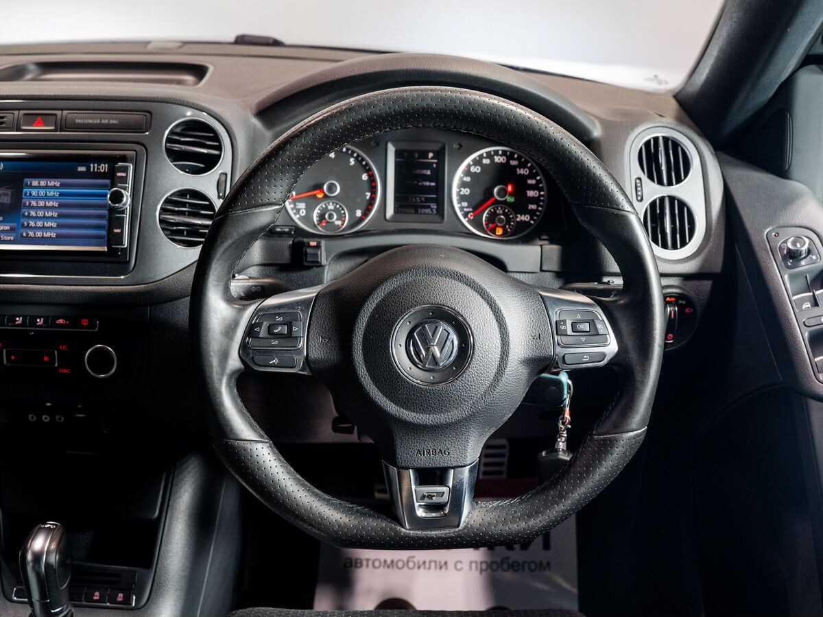 Volkswagen Tiguan 2014 - фото автомобиля