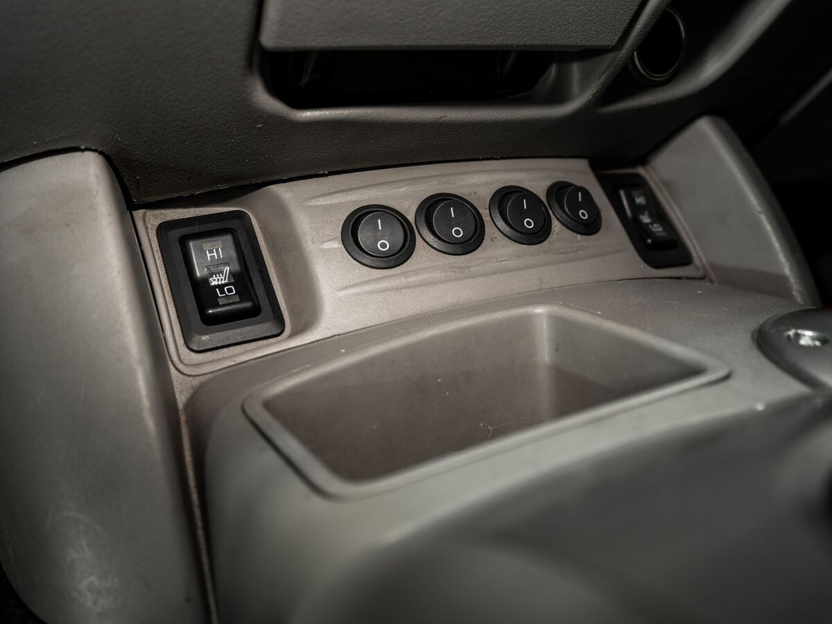 Mitsubishi L200 2008 - фото автомобиля