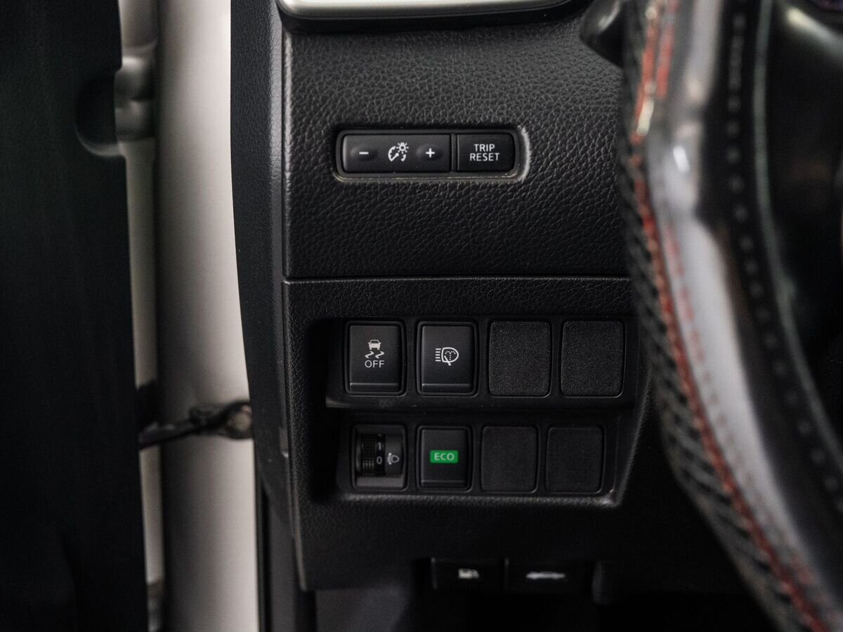 Nissan X-Trail 2016 - фото автомобиля