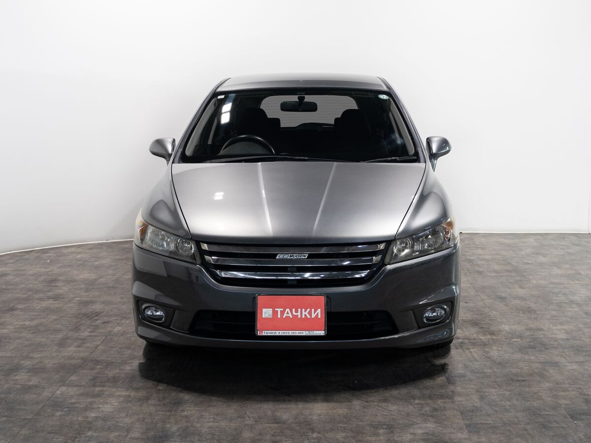 Honda Stream 2009 - фото автомобиля