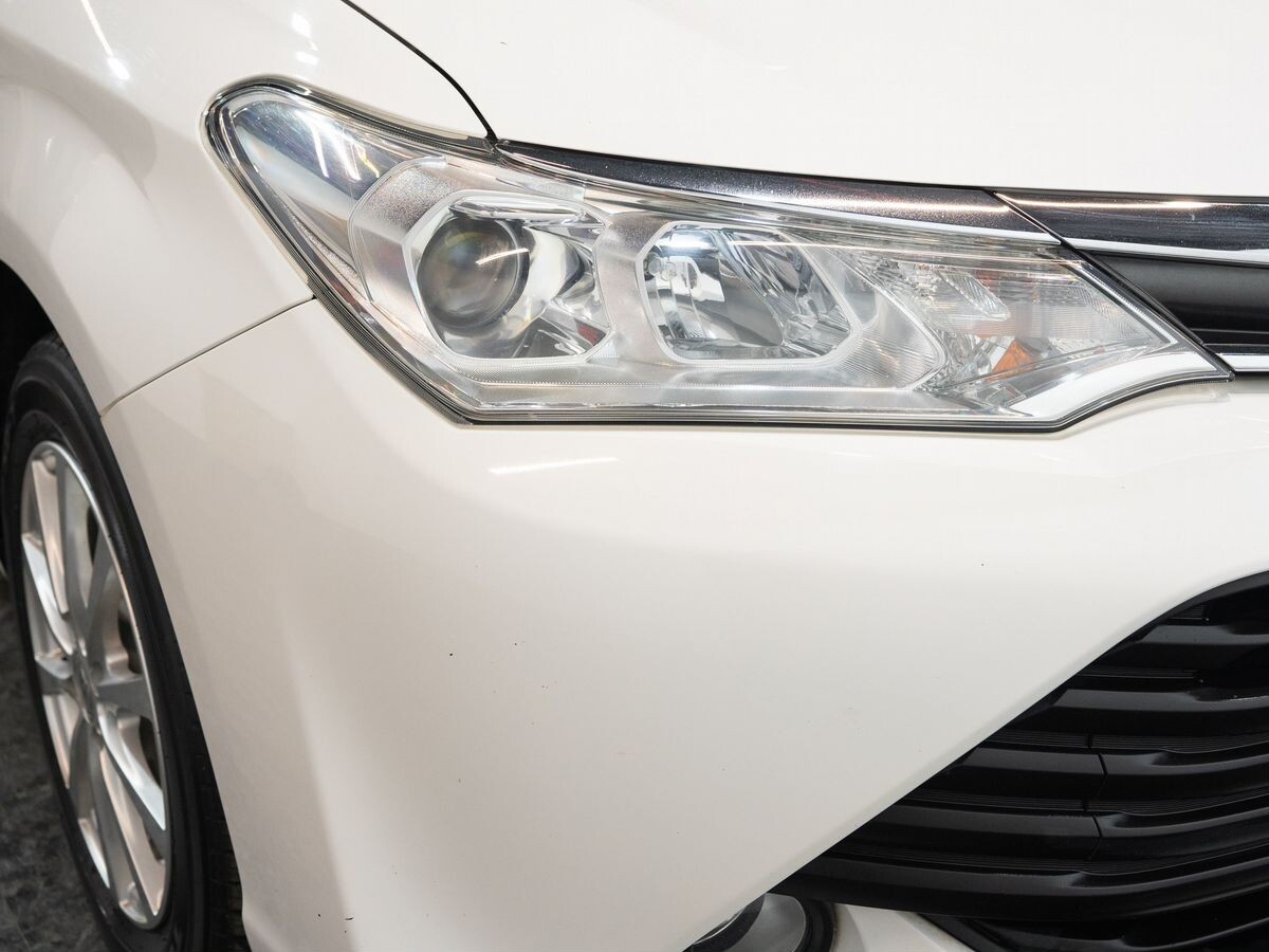 Toyota Corolla Fielder 2017 - фото автомобиля