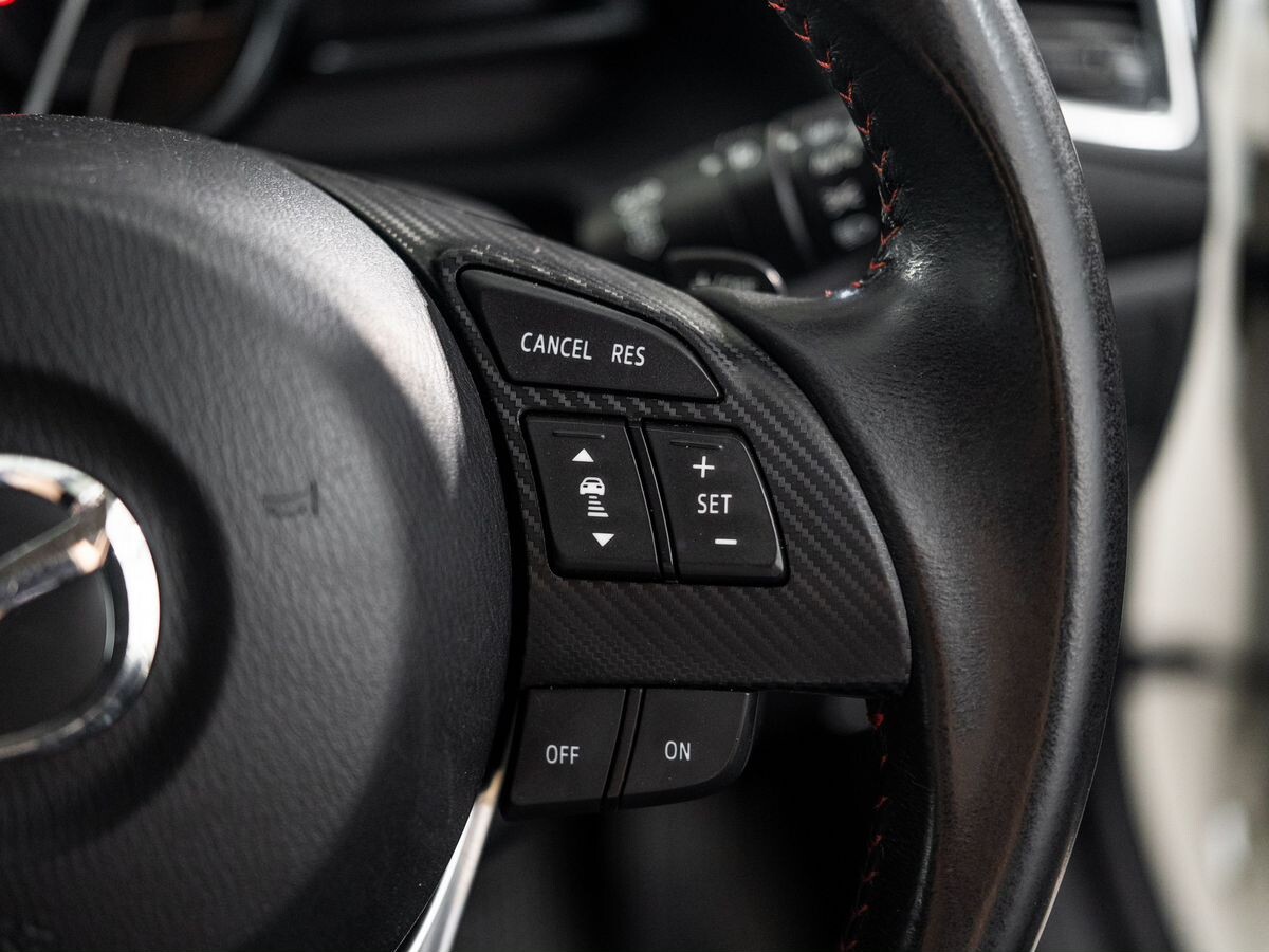 Mazda Axela 2014 - фото автомобиля