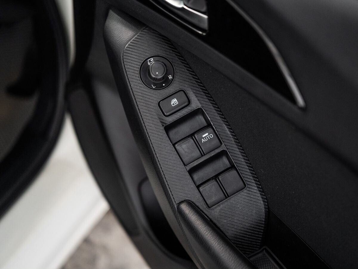 Mazda Axela 2014 - фото автомобиля