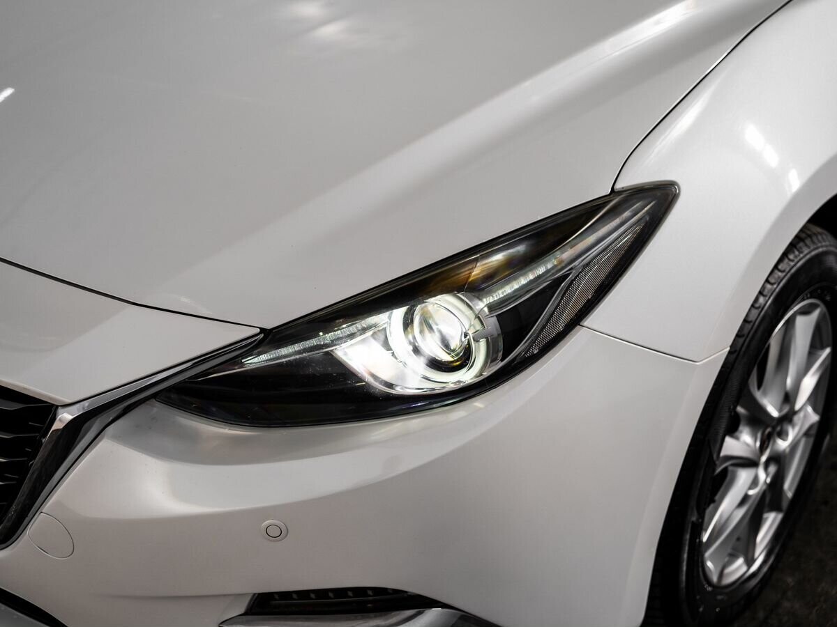Mazda Axela 2014 - фото автомобиля