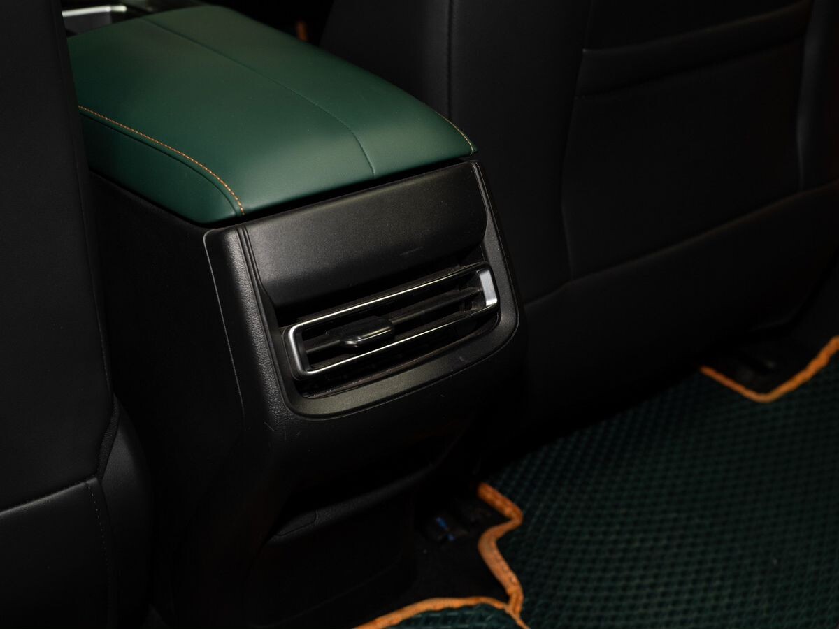 Changan UNI-T 2023 - фото автомобиля