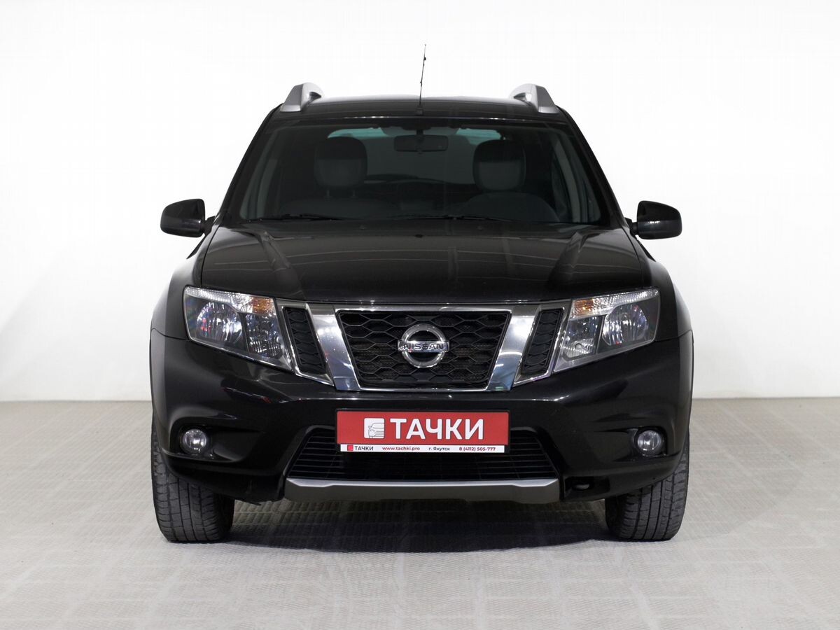 Nissan Terrano 2015 - фото автомобиля