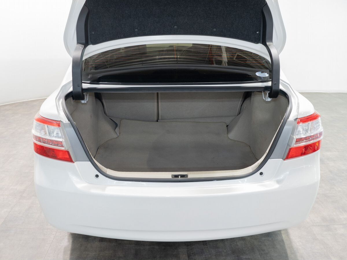 Toyota Premio 2010 - фото автомобиля