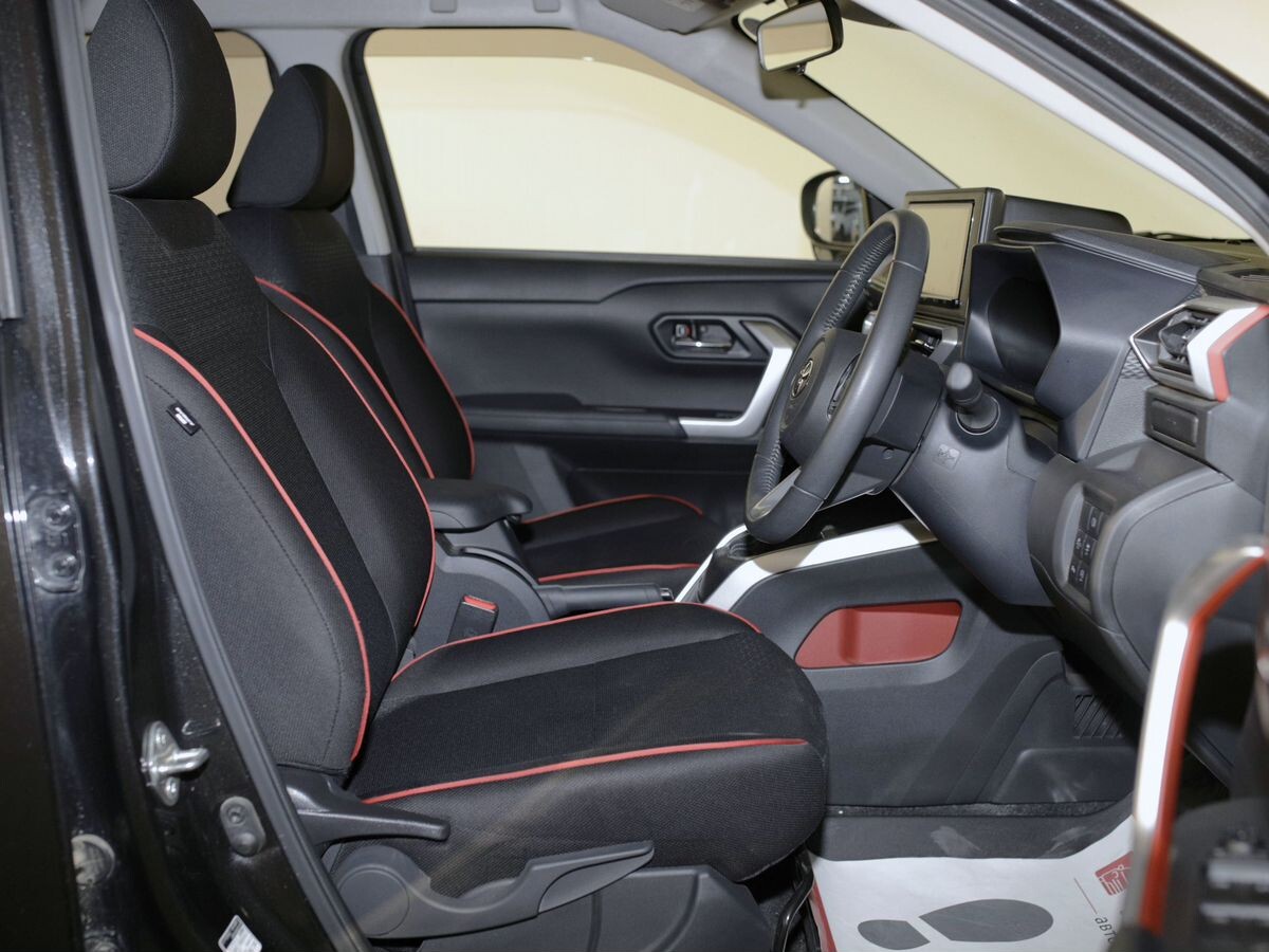 Toyota Raize 2021 - фото автомобиля