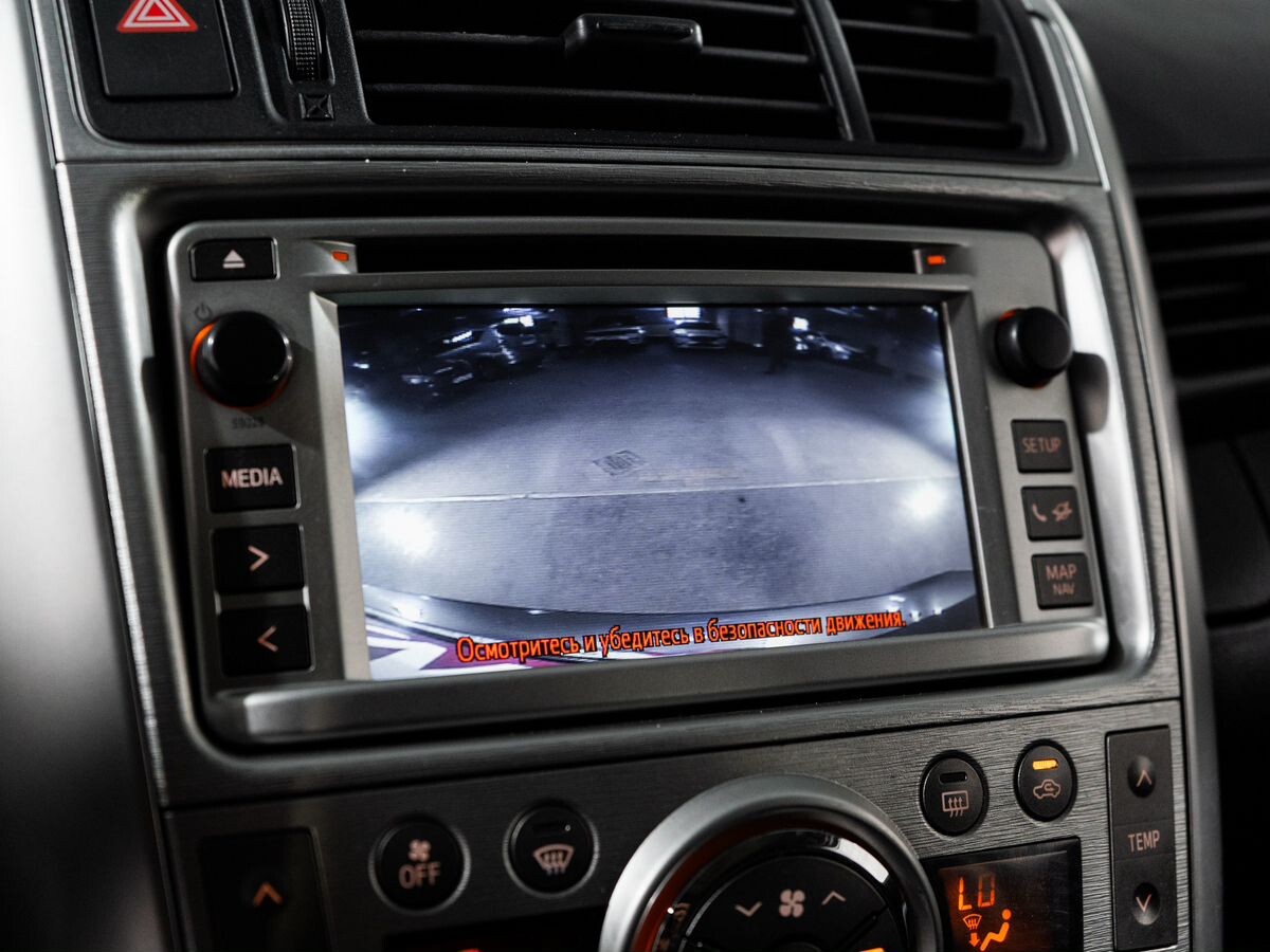 Toyota Verso 2012 - фото автомобиля