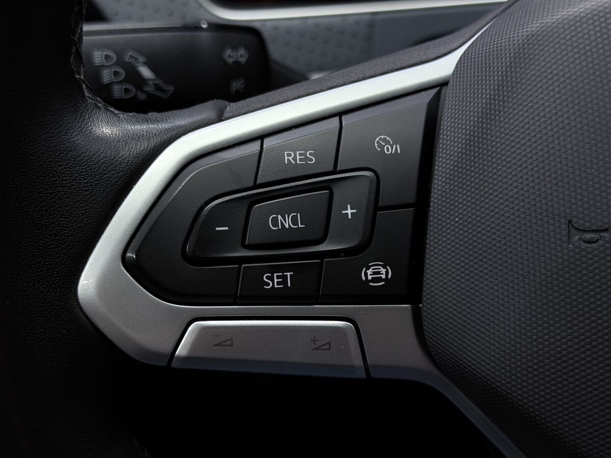 Volkswagen Lavida 2022 - фото автомобиля