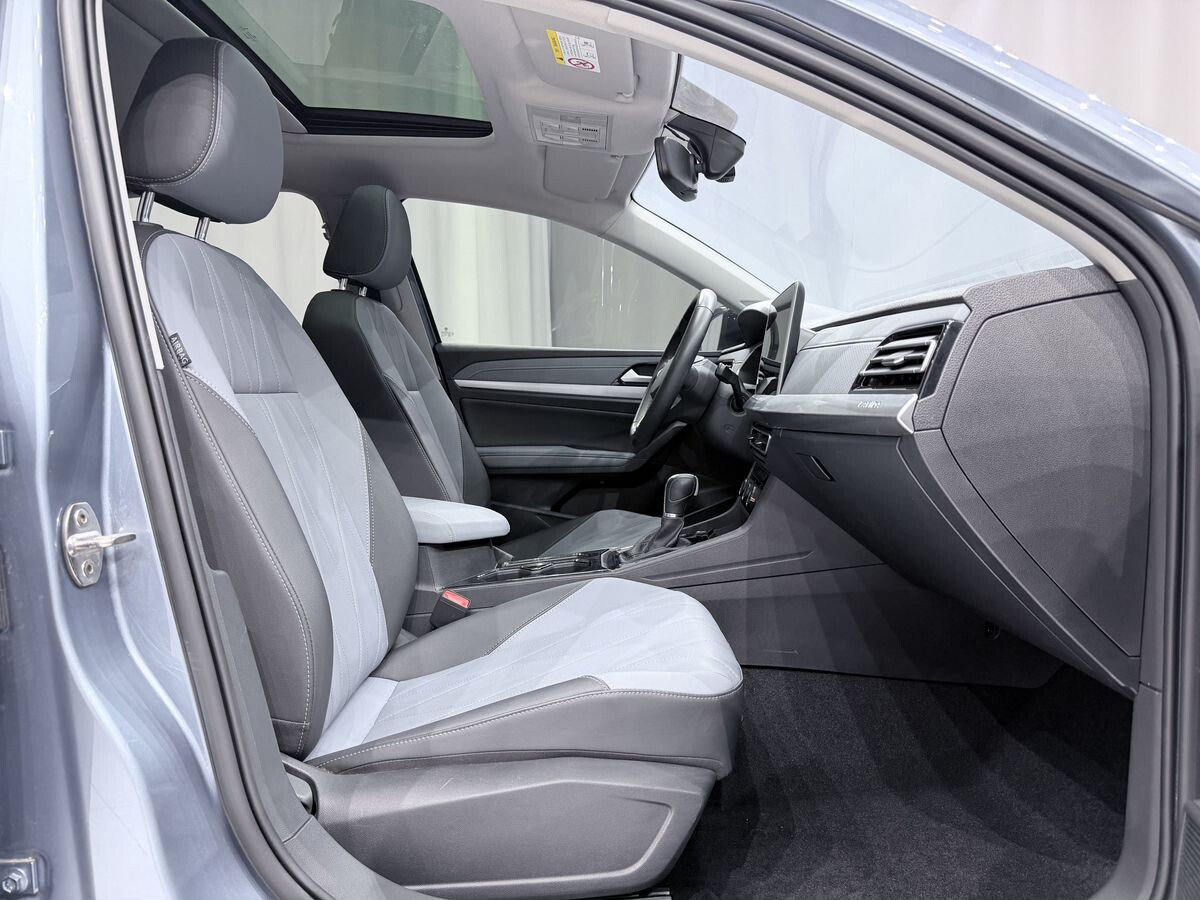 Volkswagen Lavida 2022 - фото автомобиля