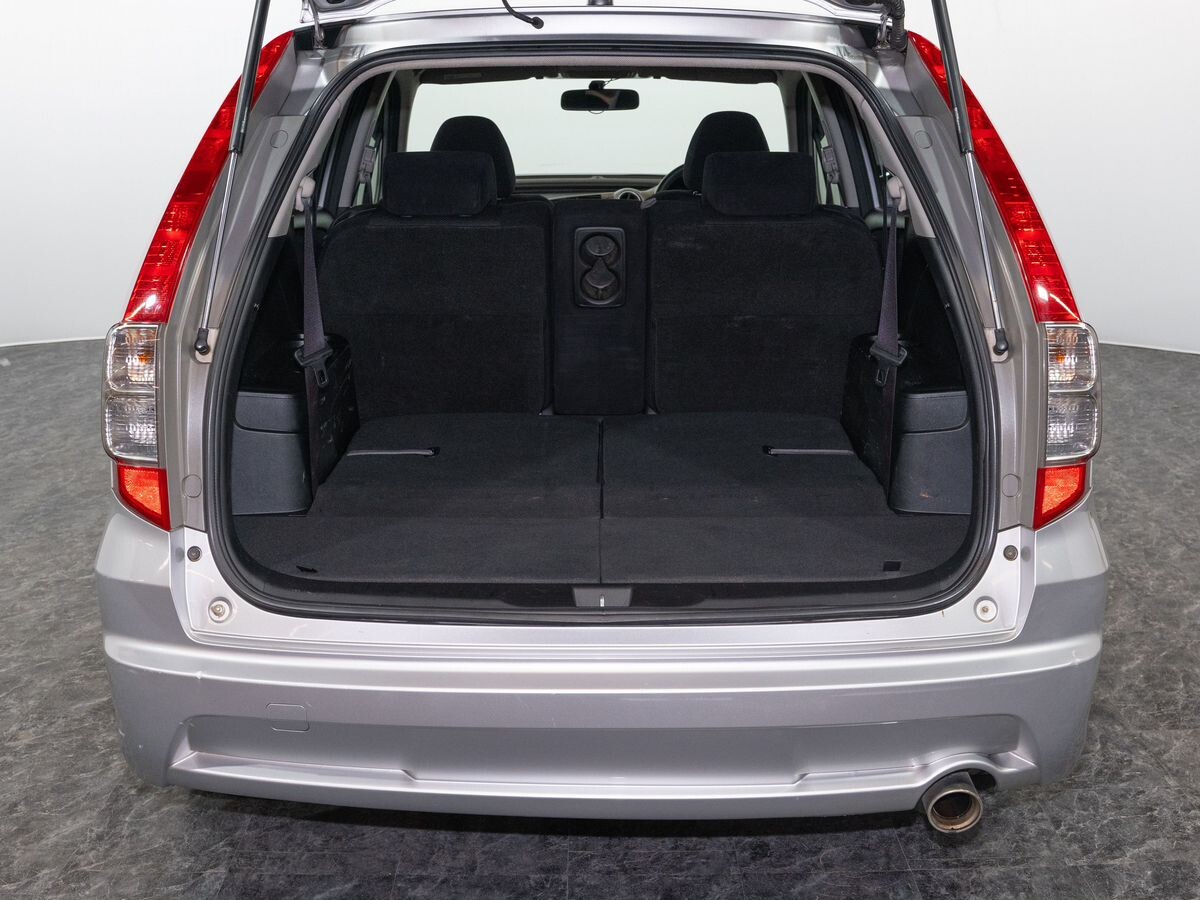 Honda Stream 2007 - фото автомобиля