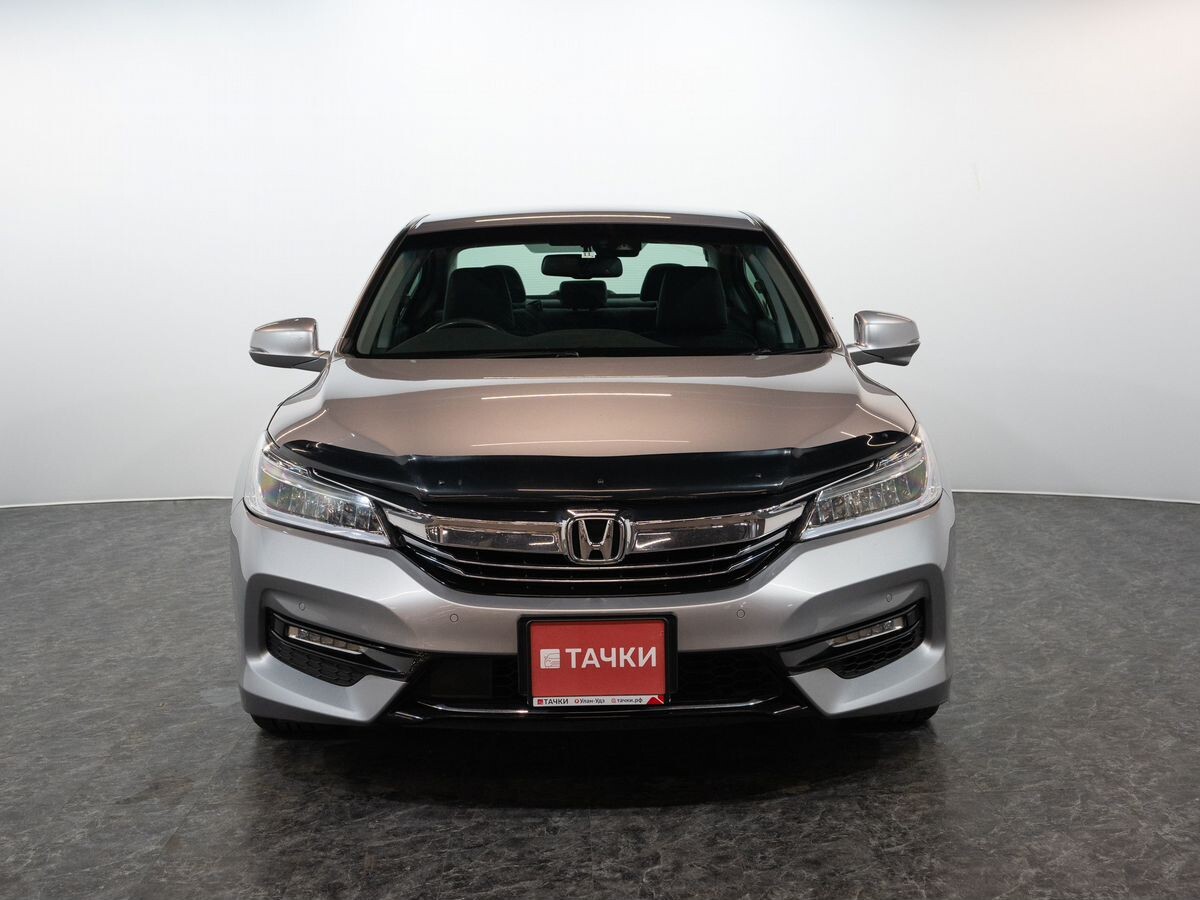 Honda Accord 2018 - фото автомобиля