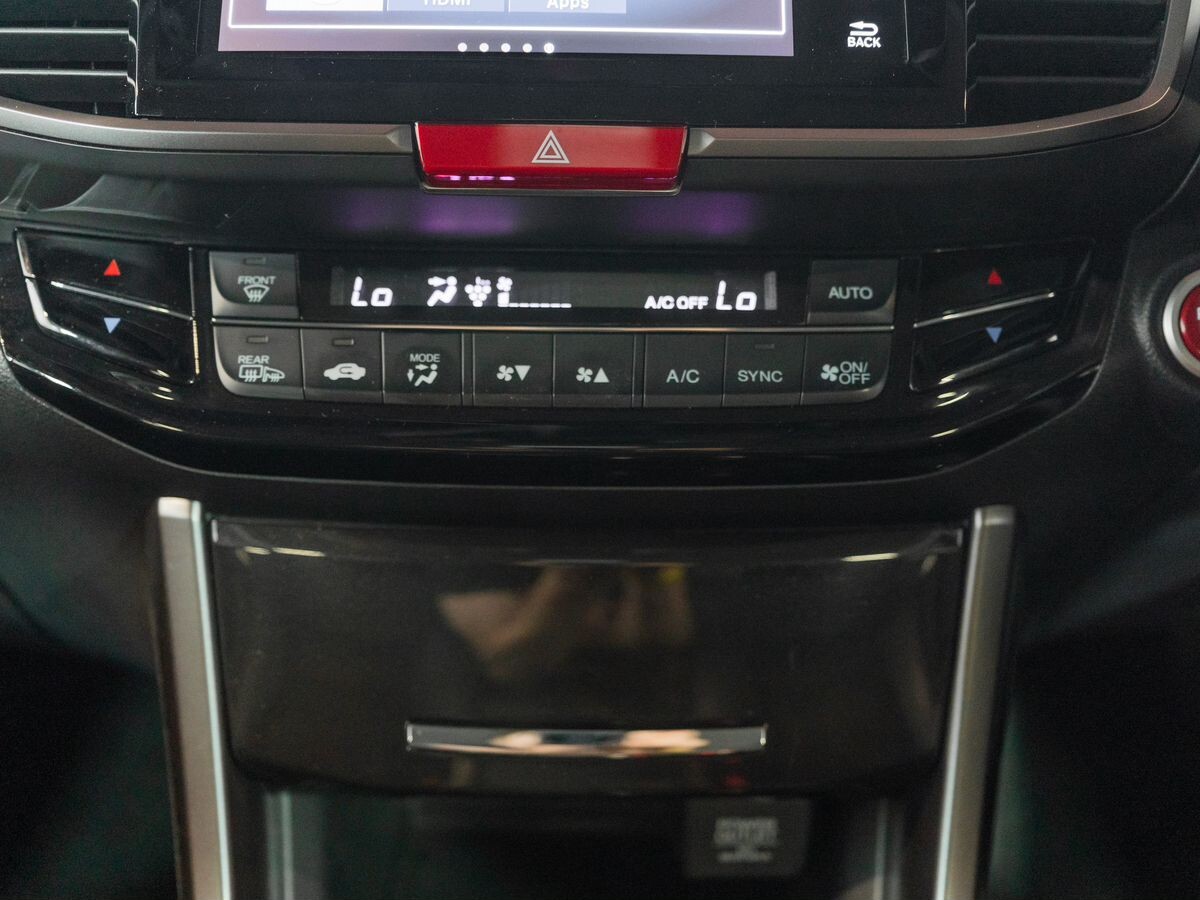 Honda Accord 2018 - фото автомобиля