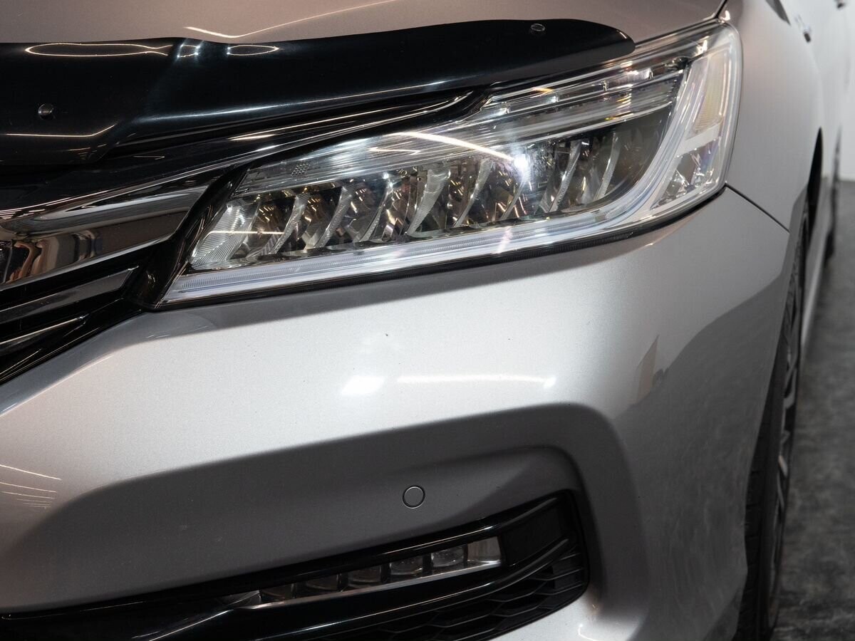 Honda Accord 2018 - фото автомобиля
