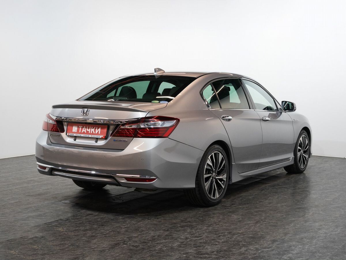 Honda Accord 2018 - фото автомобиля
