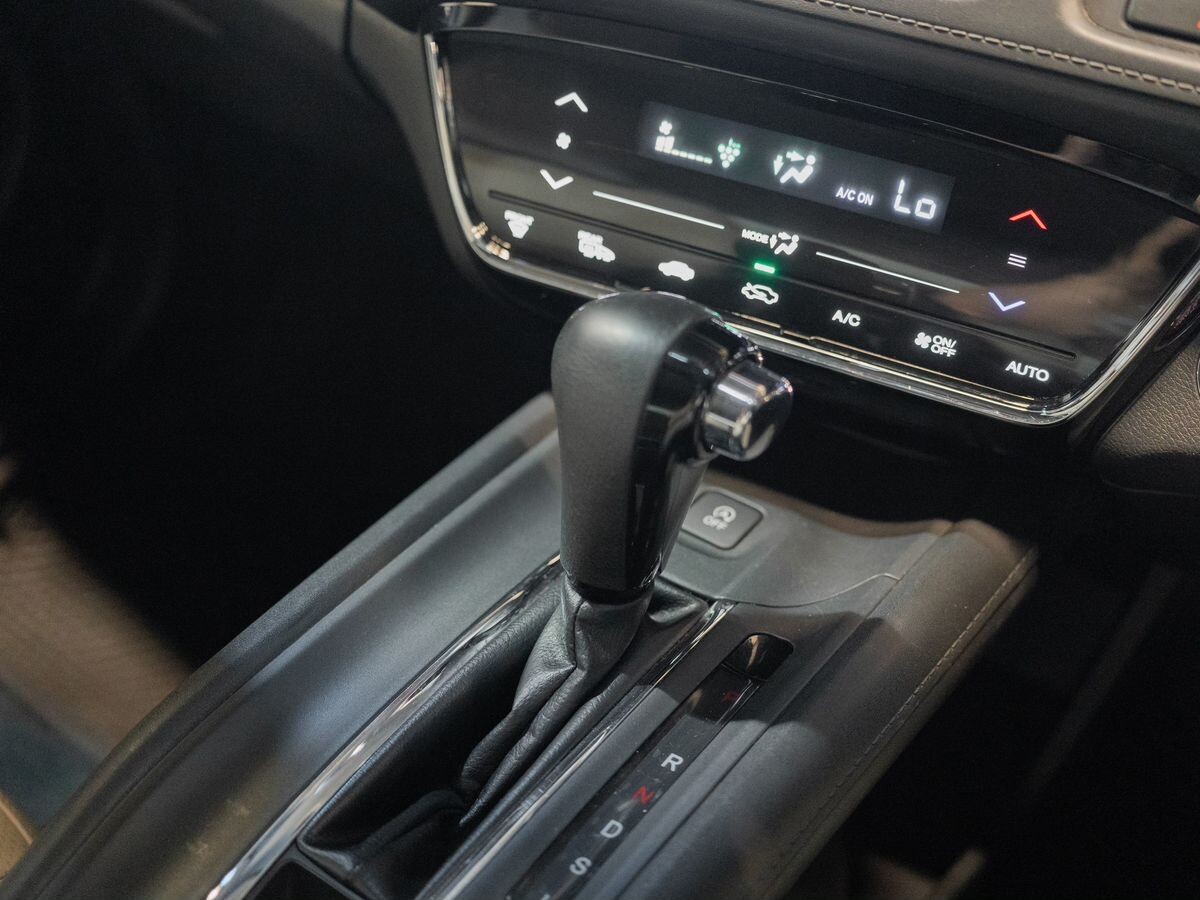 Honda Vezel 2016 - фото автомобиля