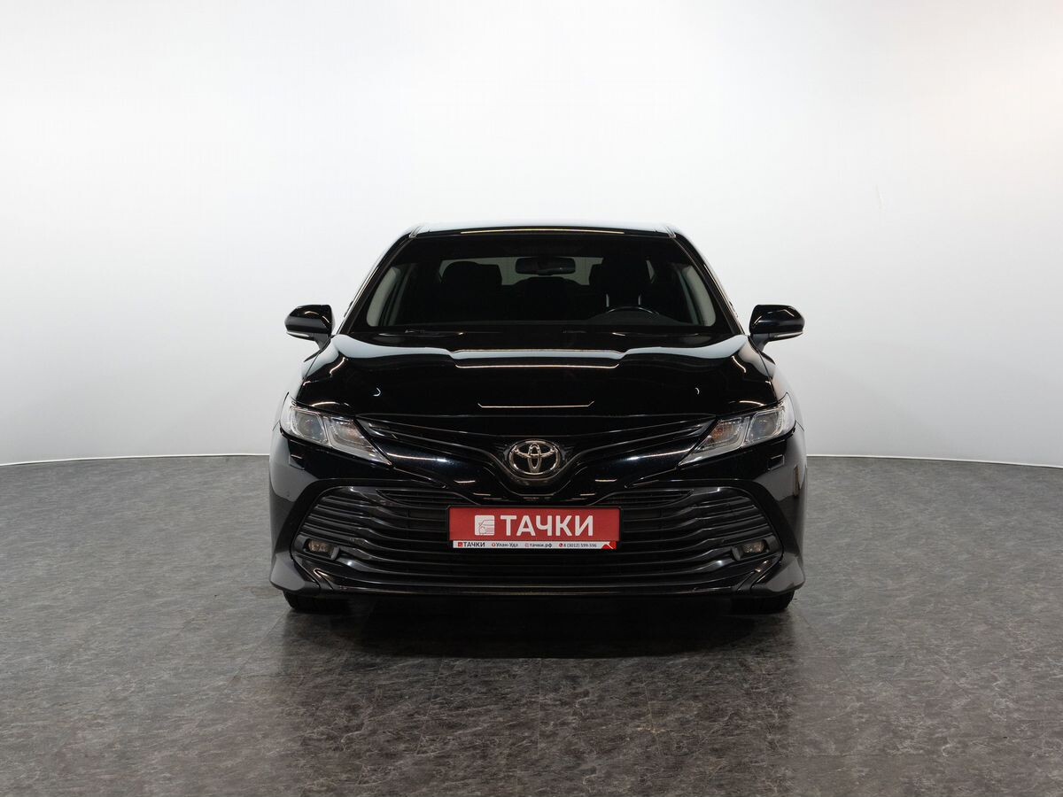 Toyota Camry 2019 - фото автомобиля