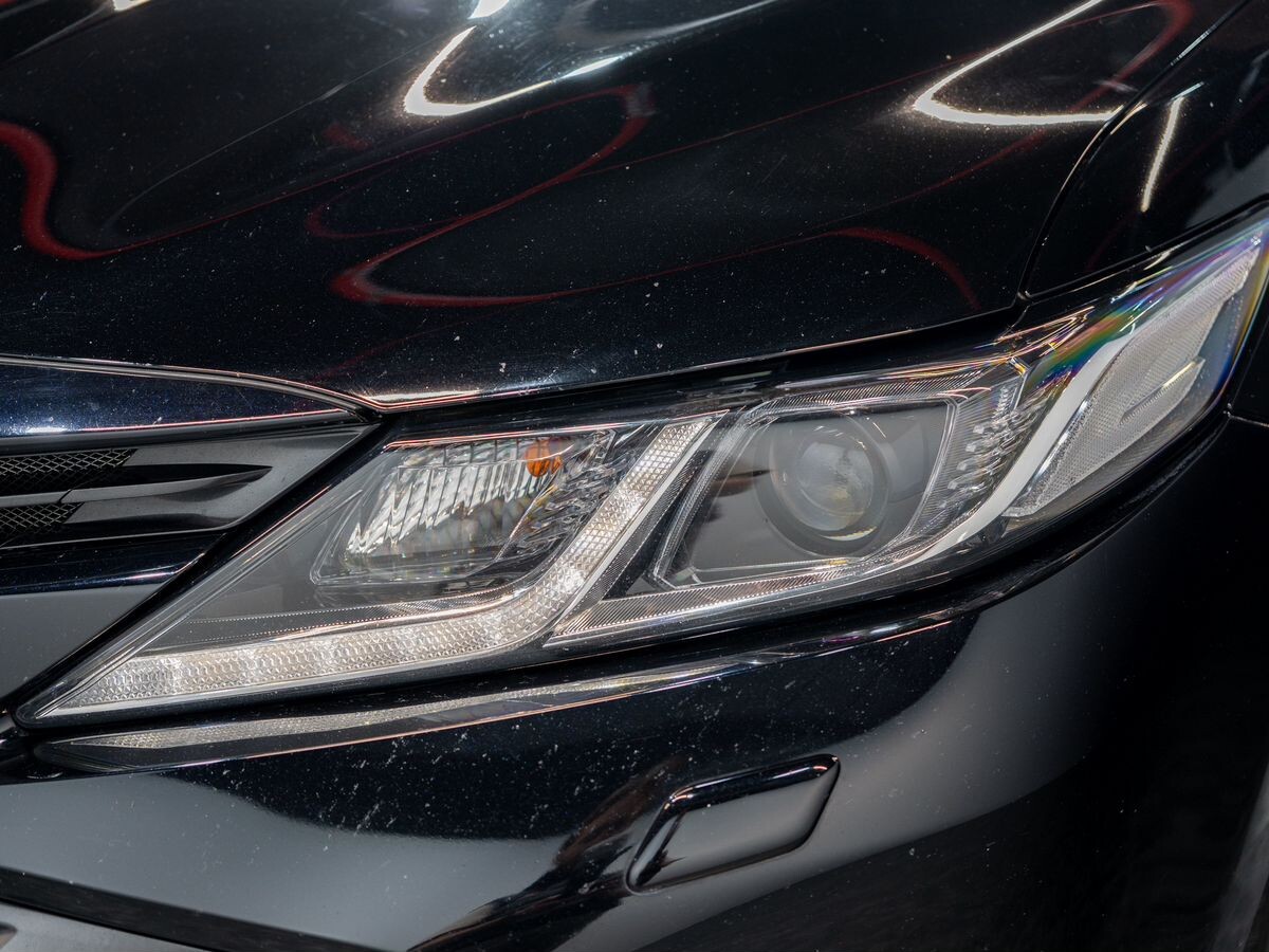 Toyota Camry 2019 - фото автомобиля