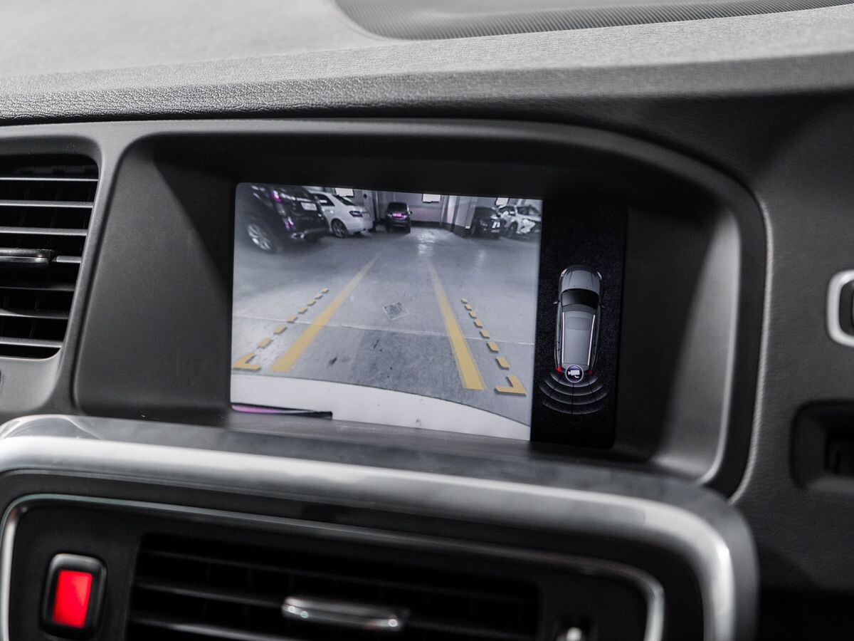 Volvo V60 2013 - фото автомобиля