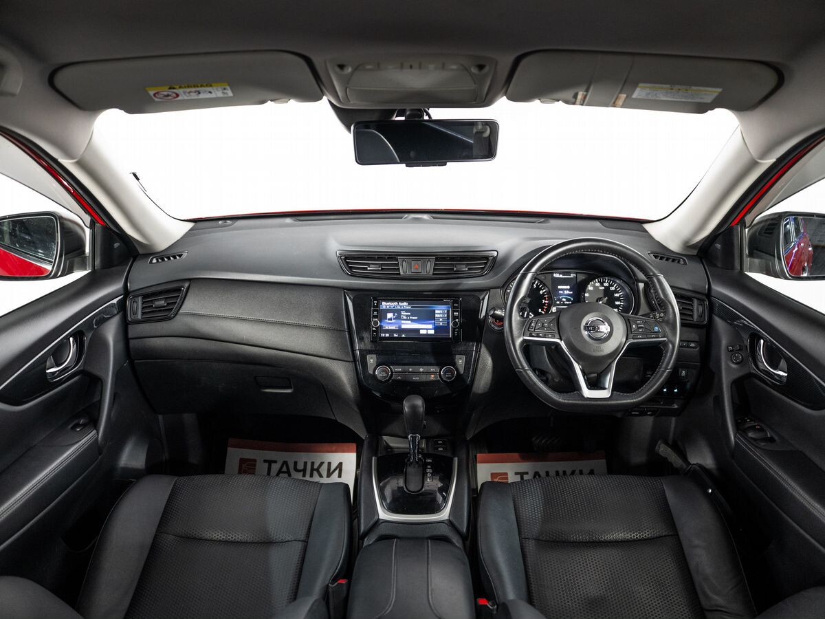 Nissan X-Trail 2018 - фото автомобиля