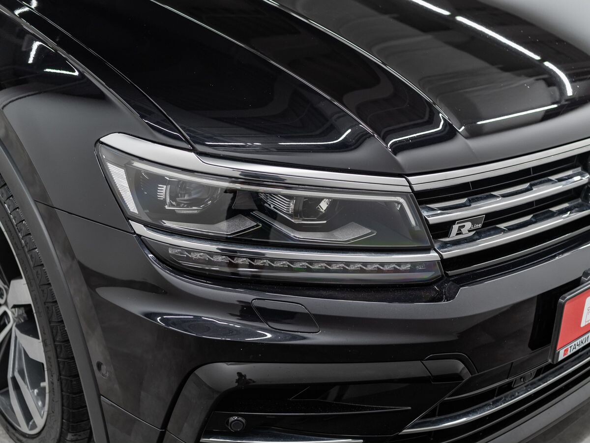 Volkswagen Tiguan 2019 - фото автомобиля
