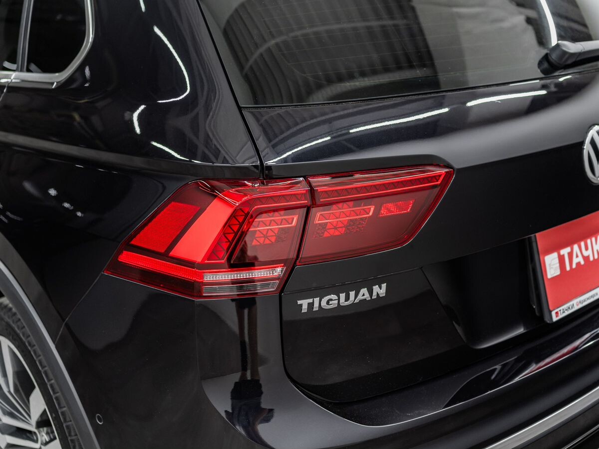 Volkswagen Tiguan 2019 - фото автомобиля