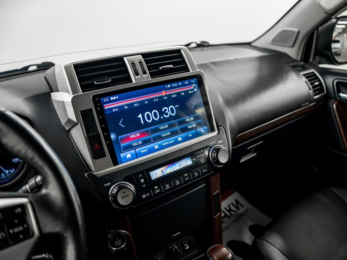 Toyota Land Cruiser Prado 2016 - фото автомобиля